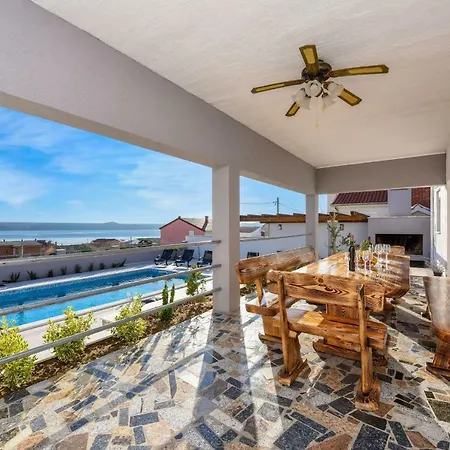 Villa Sea Pearl *
