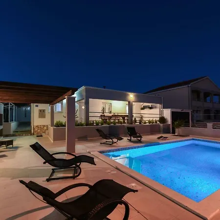 Villa Sea Pearl Maslenica
